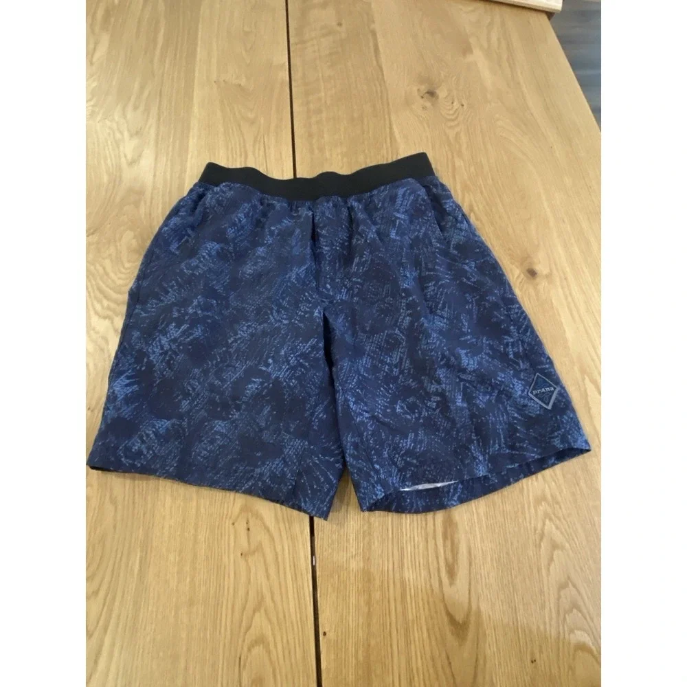 Prana Breathe Shorts Men's Blue Pattern Aztec Small Athletic Casual Unlined